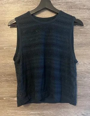 Lululemon Tank Top Sleeveless Athletic Perforated Army Green Breathable Size 6 thumbnail 1
