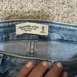 Abercrombie & Fitch High Rise Light Blue Jeans thumbnail 6
