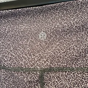 Lululemon Speckled Gray Cropped Leggings‎ size 8 EUC thumbnail 3