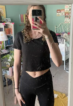Black Shirt thumbnail 1