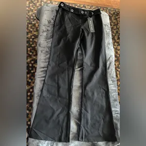 White Fox Boutique Last Night Pants in Black Size Medium New with tag thumbnail 2