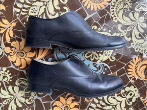 Cole Haan Black Leather Slip-On Loafers thumbnail 3