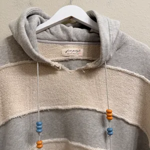 Free‎ People Camp Crush Hoodie Sweatshirt Womens Medium Terry Cloth Gray Cream thumbnail 5