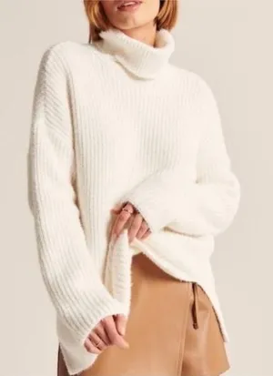 Abercrombie & Fitch Soft A&F Collection Cozy Cream Turtleneck Sweater Size M thumbnail 1