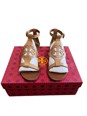 Tory Burch Zoey 10MM Sandals Women 8.5 Sand Tan Leather Cutout Ankle Strap Used thumbnail 10