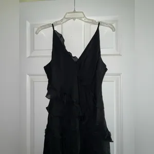Abercrombie & Fitch Draped Ruffle Maxi Dress in Black Size Large New with tag thumbnail 8