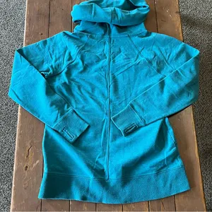 L.L.Bean cowl neck pullover sweatshirt relaxed hood thumbhole cuffs thumbnail 6