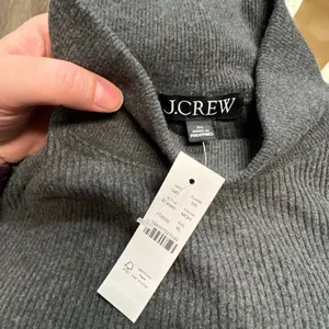 J. CREW Women’s Gray Mock Neck Ribbed Pullover Sweater XL Long Sleeve Soft NWT‎ thumbnail 4
