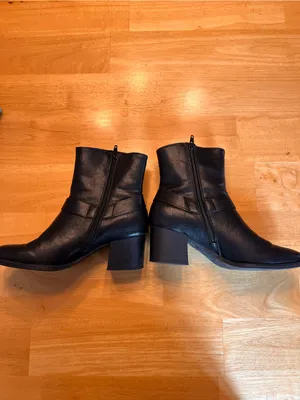 BareTraps Black Leather Mid-Heel Ankle Booties thumbnail 5