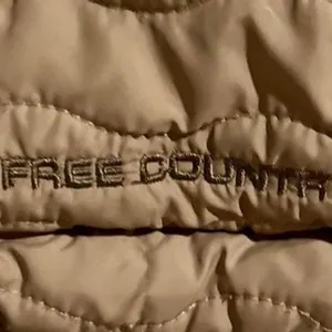 Women’s Free Country Quilted Vest With Faux Fur Lining Brown Tan Size Medium thumbnail 2