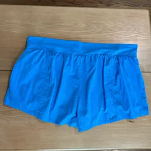 Offline by aerie The Hugger Homerun Shorts‎ thumbnail 3