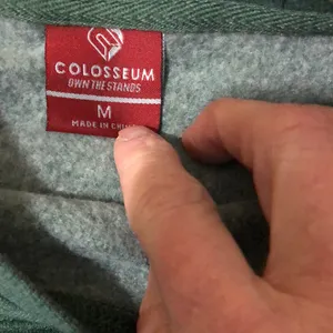 Colosseum Oregon ducks classic sweatshirt thumbnail 2