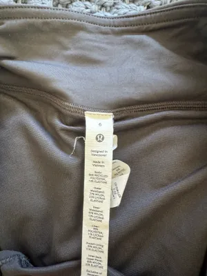 Lululemon Shorts thumbnail 5