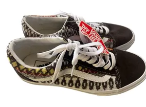 Vans NWT Fair Isle Old School Sold Out Sweater Sneaker Shoe Size 7.5 Men 9 Women thumbnail 1