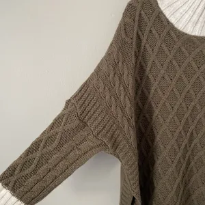 Mersea One Size Fits Most Lisbon Traveler Dolman Sleeve Sweater Side Slits thumbnail 2