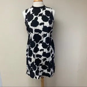 10 Crosby Derek Lam Black White Floral Print Shift Dress Size 8 thumbnail 2