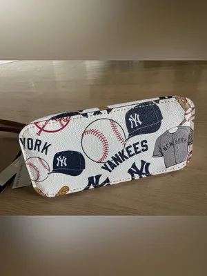 MLB New York Yankees Suki Crossbody white NWT thumbnail 10