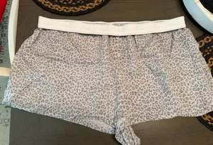 PINK Victoria's Secret Pajama Shorts thumbnail 1