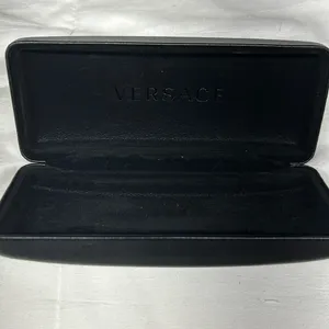Versace Black‎ Faux Leather Glasses CASE ONLY Felt Lined Gold Lettering On Top thumbnail 5