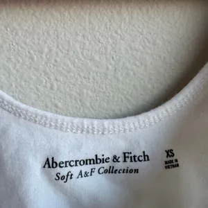 Abercrombie & Fitch Soft AF White Corset Crop Top Size XS Summer Vacation thumbnail 2