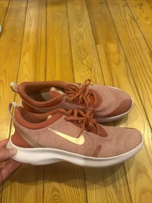 Nike Flex Size 7.5 Red Activewear Shoes thumbnail 2
