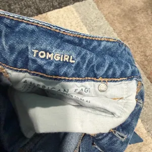 American Eagle Distressed Blue Jeans thumbnail 4