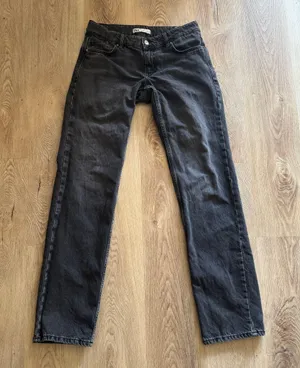 ZARA Low-Rise Straight Jeans thumbnail 2