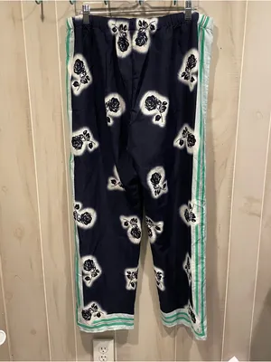 Cute silky classic navy roses mint striped Victoria’s Secret pajama pants cozy thumbnail 9