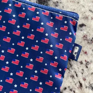 Set Of 2 Vera Bradley Vineyard Vines Womens Cosmetic Pouch Clutch Blue Red‎ thumbnail 3