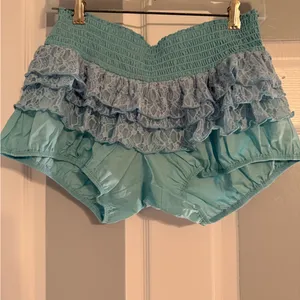Urban Outfitters Merritt Bloomer Shorts thumbnail 2