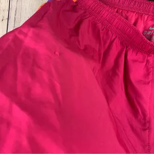 Nike Women's‎ Pink and Purple Shorts thumbnail 8