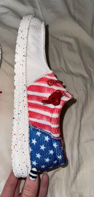 Hey Dude USA s thumbnail 1