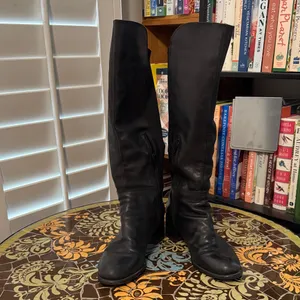 Nine West Classic Knee High Booys With Elastic Calf Sz: 8 thumbnail 2