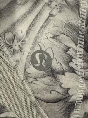 Lululemon Hotty Hot Shorts 2.5" - Grey Pattern thumbnail 3