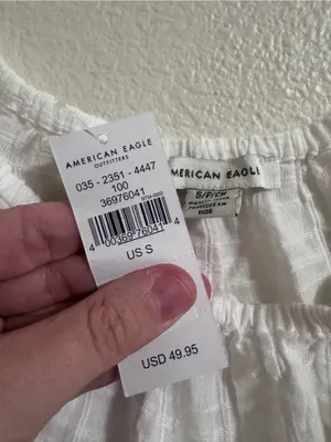 NWT American Eagle Outfitters White Eyelet Peasant Blouse thumbnail 2