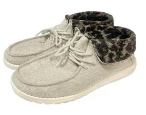 Hey Dude Women's Size‎ 10 Britt Cream Cheetah Hiking Oxford Ankle Boot Booties thumbnail 1