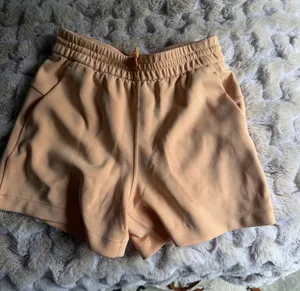 Lululemon scuba shorts thumbnail 1