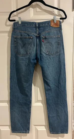 Levi’s 501 Tapered Button Fly Jeans thumbnail 4