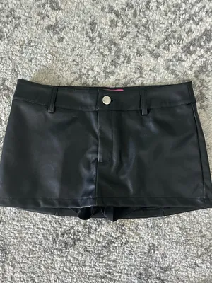 Edikted Black Faux Leather Skort Shorts thumbnail 4