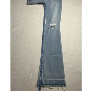 ELA Jeans Womens Light Wash Distressed Flare Jeans SZ 6 Raw Hem Distressed Knee thumbnail 9