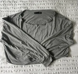 Gray Long Sleeve Cropped Shirt thumbnail 3