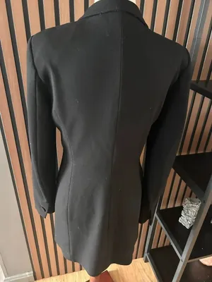 Zara women’s long black blazer size s stylish work attire thumbnail 4