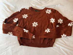 Kesley Jade Collections Brown Flower Cropped Sweater Size Small thumbnail 1