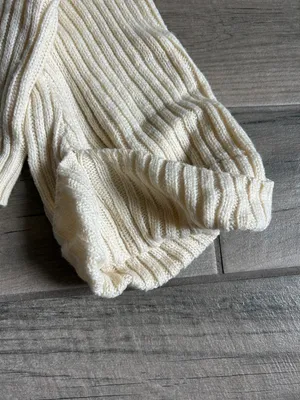Nasty Gal Cream Ribbed Cropped Cardigan thumbnail 5
