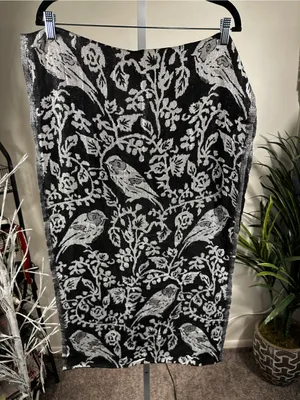 Cejon Black and White Bird Jacquard Wrap Scarf thumbnail 1