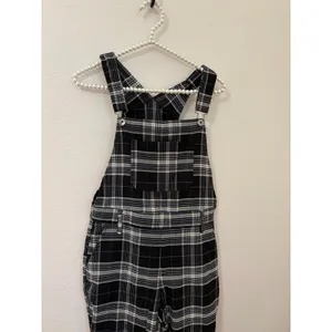 Hot Topic Plaid Overalls Size Medium Black White Academia Grunge Punk Goth thumbnail 3