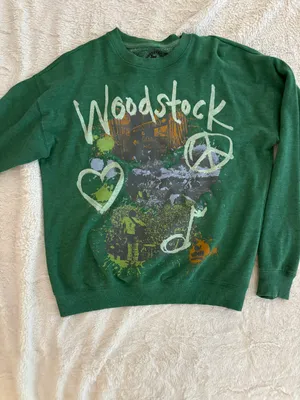 Forever 21 Crew Neck thumbnail 1