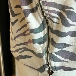 Rails Animal Tiger Print Sweatshirt Small Casual Loungewear Cozy Warm thumbnail 7
