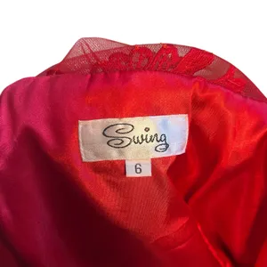 Swing Red Floral Lace Illusion Prom Gown Size 6 thumbnail 4