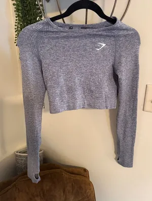 Women's Gymshark Cropped Long Sleeve Workout Top thumbnail 1